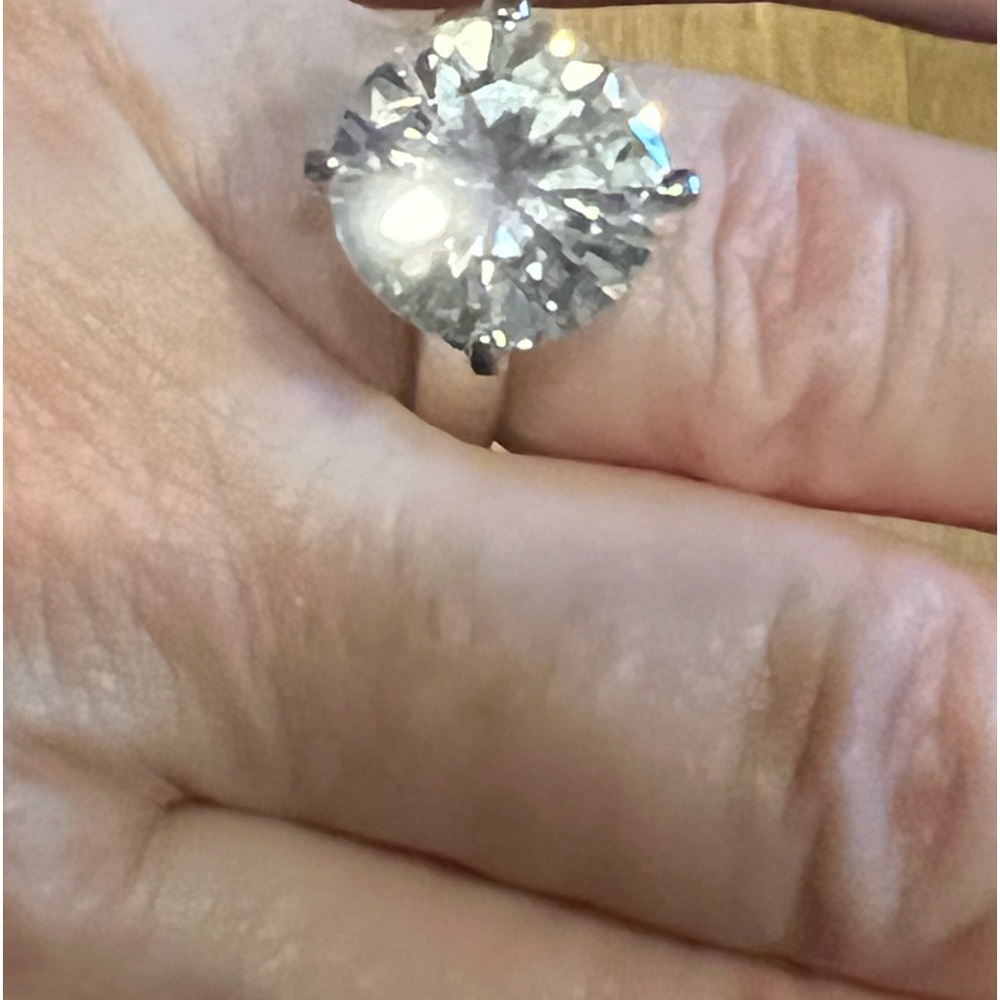 Solitaire Ring Round Large CZ stone Filigree Lacework on Box/Prongs Silver Plate - Picture 6 of 14